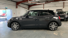 MINI Hatchback 2.0 Cooper S Exclusive II 5dr Auto [Comfort/Nav] Petrol Hatchback